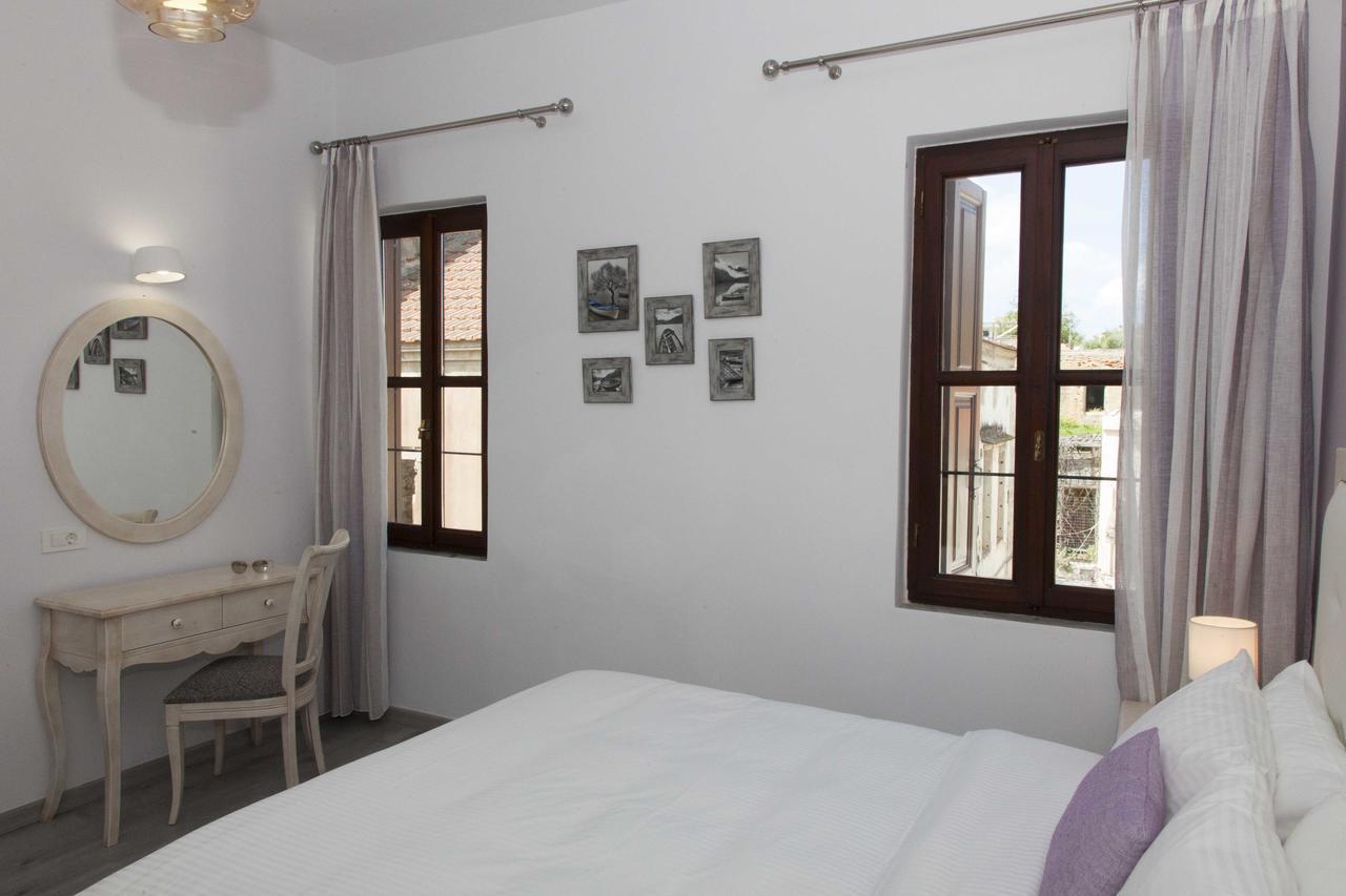 Shalom Luxury Rooms Kondilaki Chania  Eksteriør billede