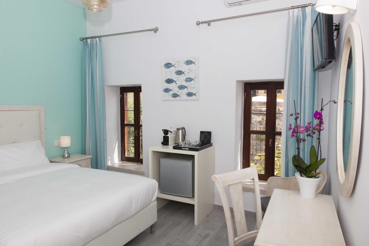 Shalom Luxury Rooms Kondilaki Chania  Eksteriør billede